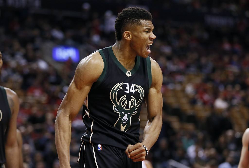 功于全队对 功于全队对