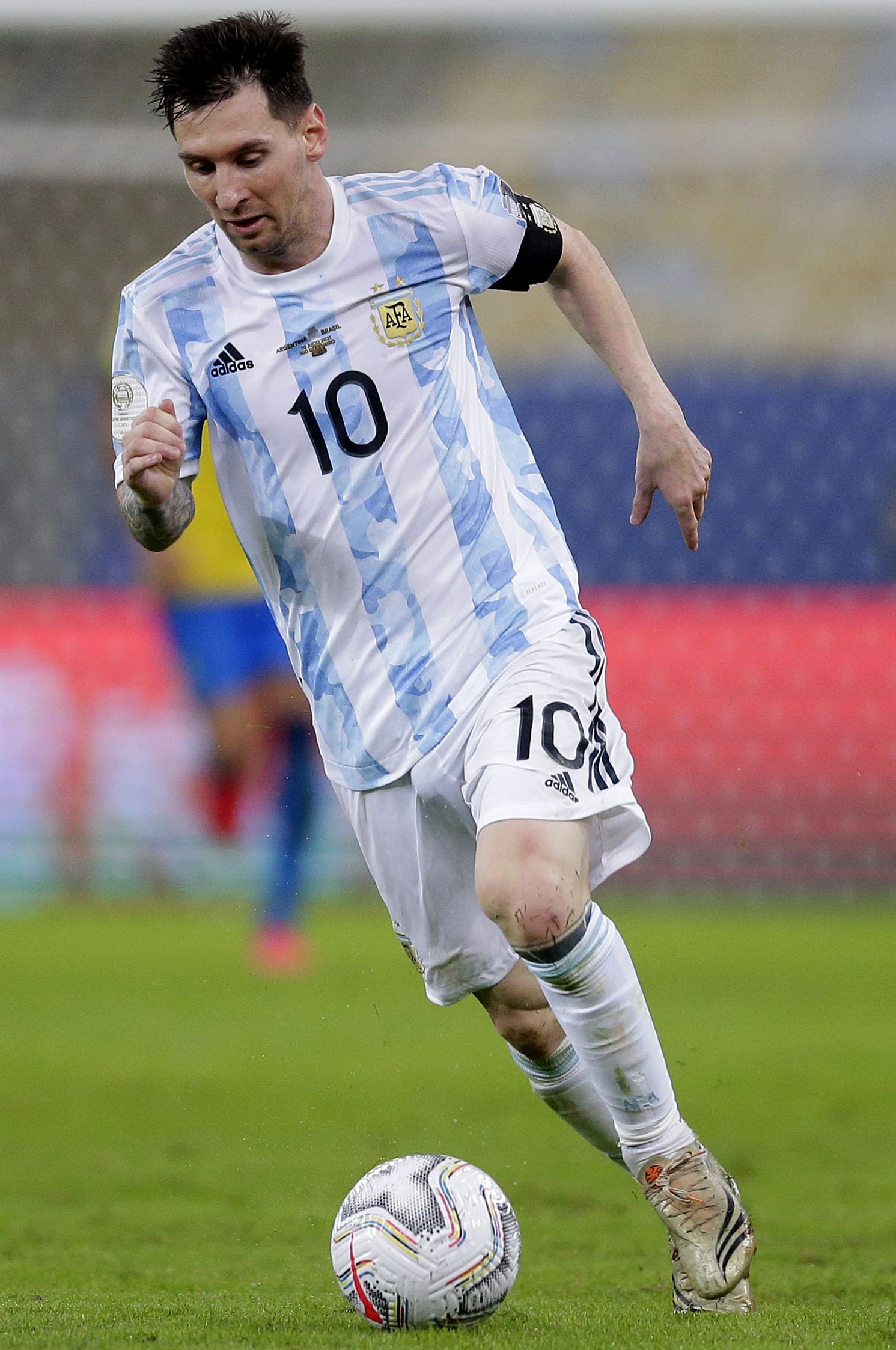 间的灰色地 间的灰色地